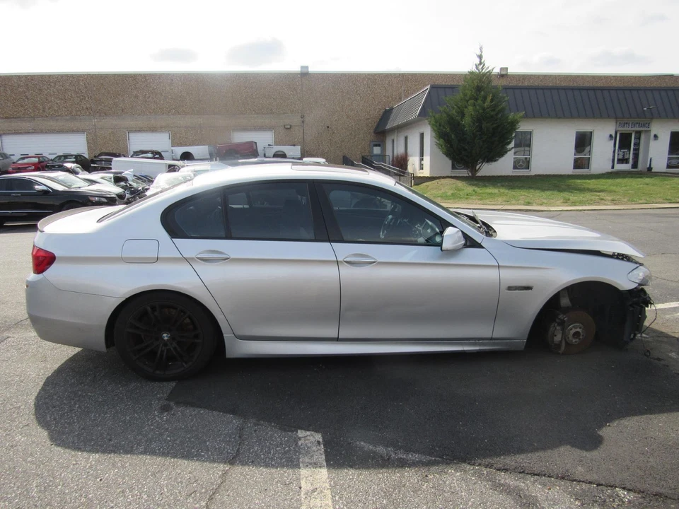 Volante para 11 12 13 14 BMW 550I Foto 2 de 4