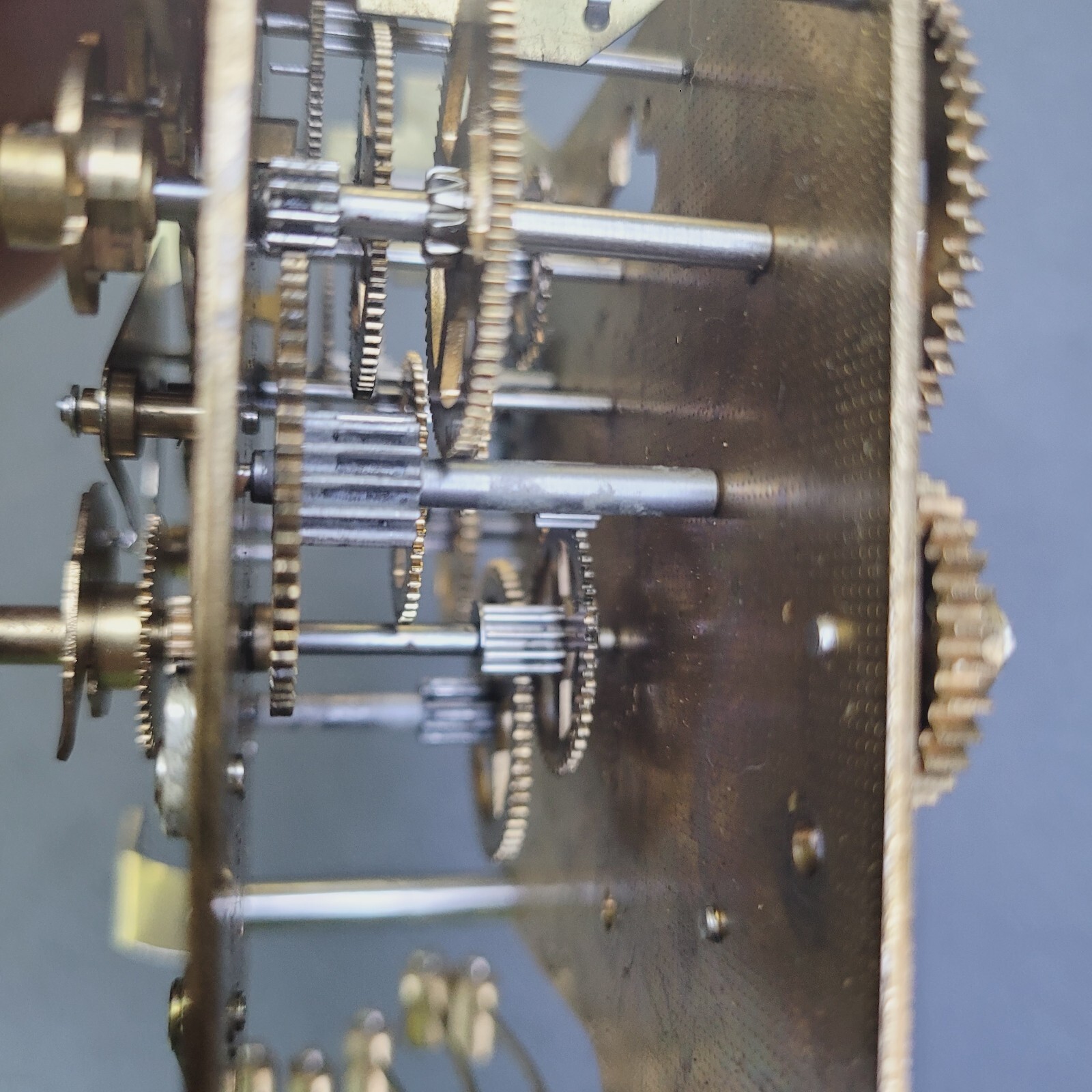 1979 Cuckoo Clock Manufacturing Company Movement 341020 35cm/112 West