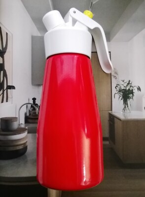 iSi Austria Whipped Cream .25 Lt Red Dispenser