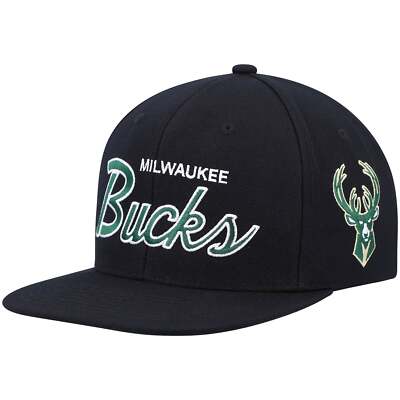 MENS MITCHELL & NESS NBA TEAM SCRIPT 2.0 SNAPBACK BUCKS