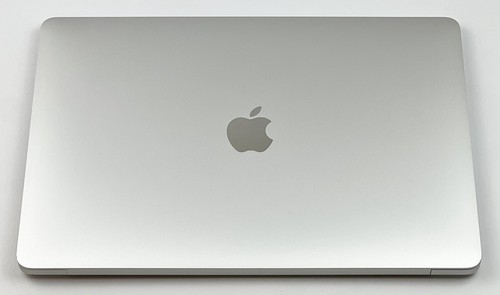 Apple MacBook Air 13.3” 256GB SSD (M1 Chip) 8GB RAM Warranty Silver - Excellent - 第 6/9 張圖片