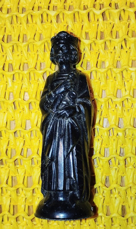 E.S. Lowe ANRI Renaissance Black King Chess Piece Black Felt Plastic Weighted