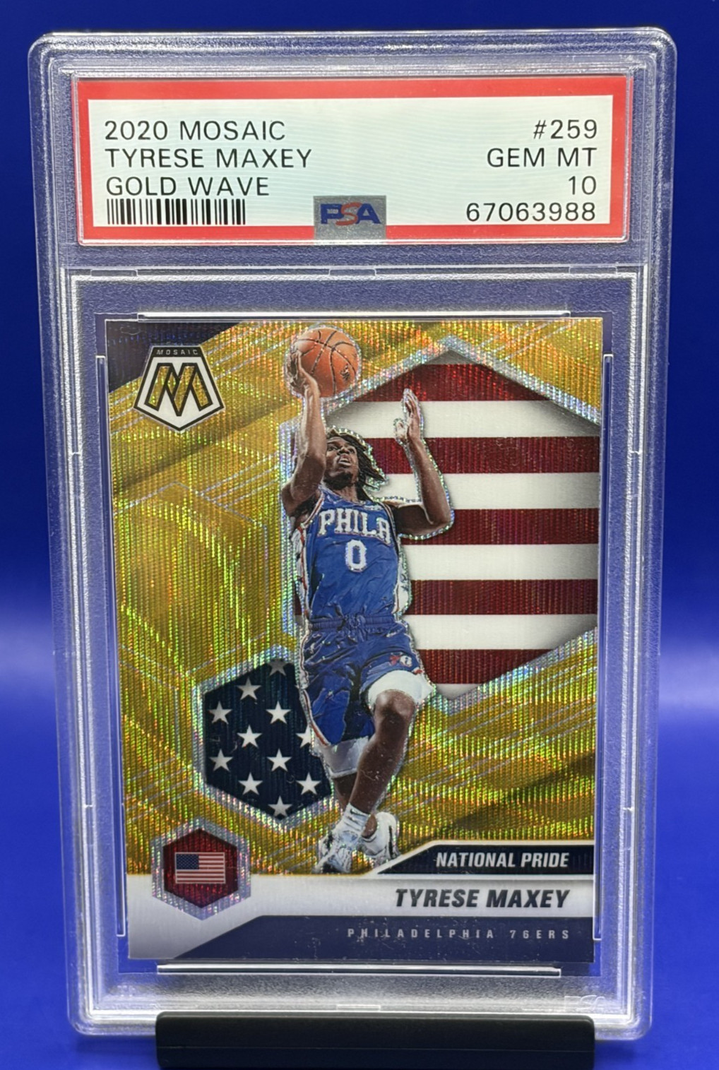 2020-21 PANINI MOSAIC TYRESE MAXEY RC GOLD WAVE #259 NATIONAL PRIDE PSA 10