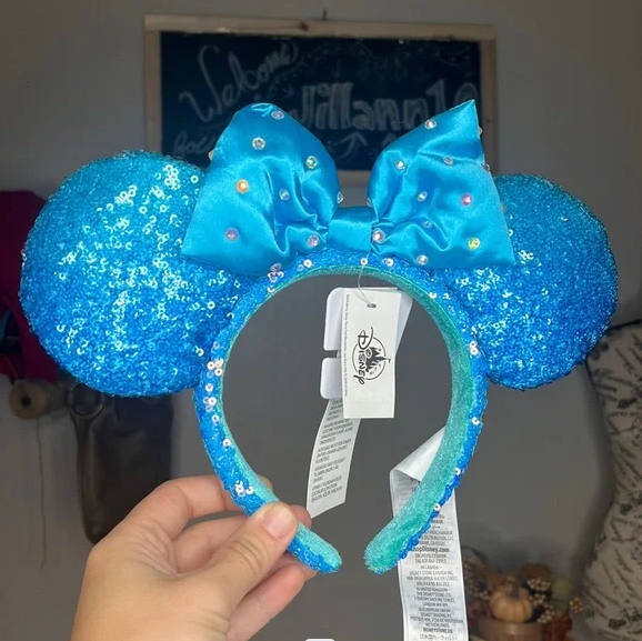 Disney Parks Aqua Blue Ears Diamond Minnie Mouse Sequin  display picture 2
