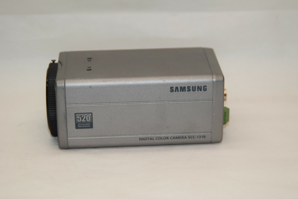 SAMSUNG SCC-131B Digital Color 520 Horizontal Resolution 24V 3W