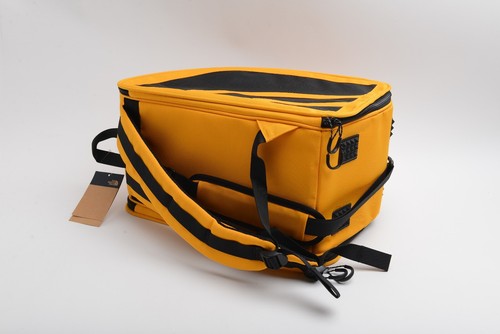The North Face Dog Cat Pet Carrier Bag Backpack - Summit Gold - Brand New - Picture 8 of 14