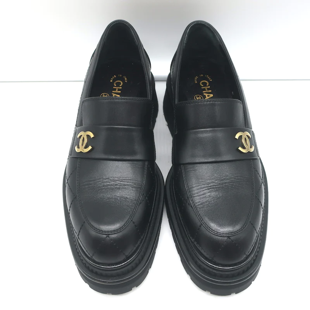 Chanel 23A CC Platform Loafers Black Quilted Leather Size Chanel 23A CC Platform Loafers Black Quilted Leather Size