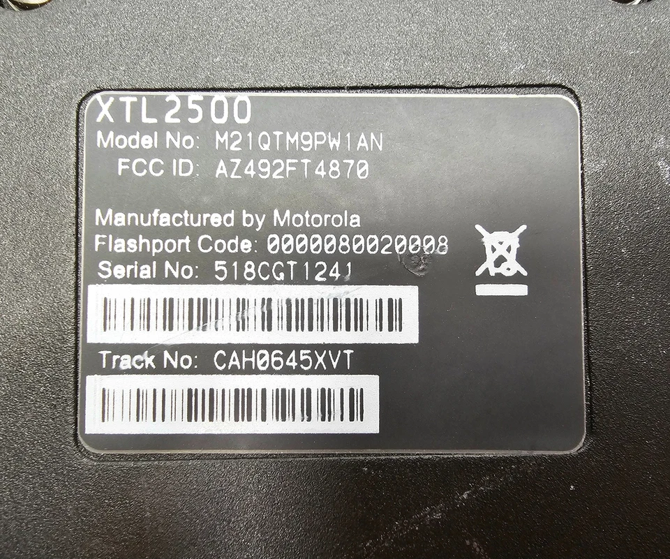 Motorola XTL2500 P25 Digital UHF 100 vatios 380-470 Mhz 9600 baudios HAM Foto 3 de 4