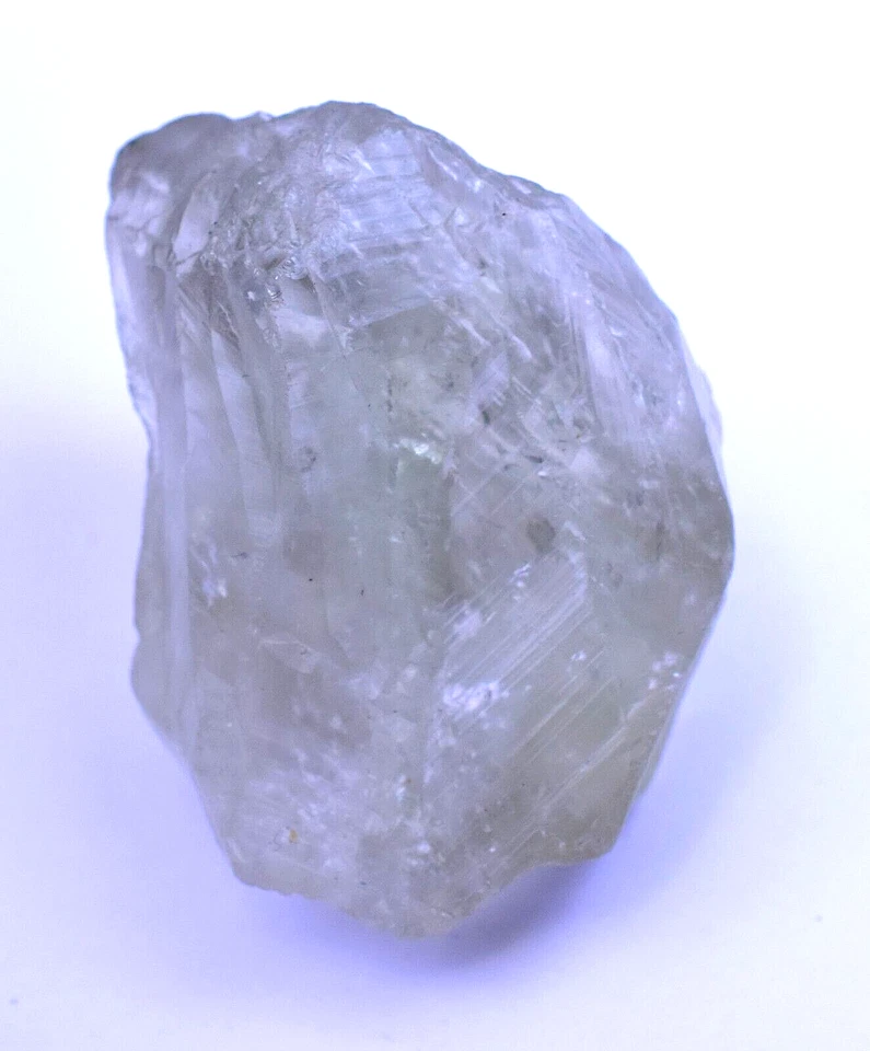 Natural Brazilian Green Amethyst 210.80 Ct Earth-Mined Specimen Untreated Rough - Image 4 of 4
