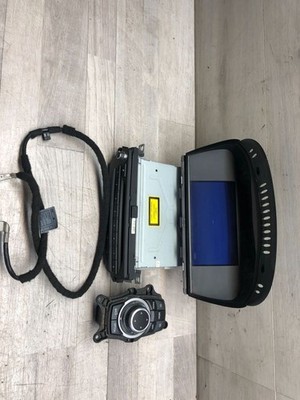 BMW 3 E90 E91 2009 Komplettes Soundsystem 9200447 TNR19107