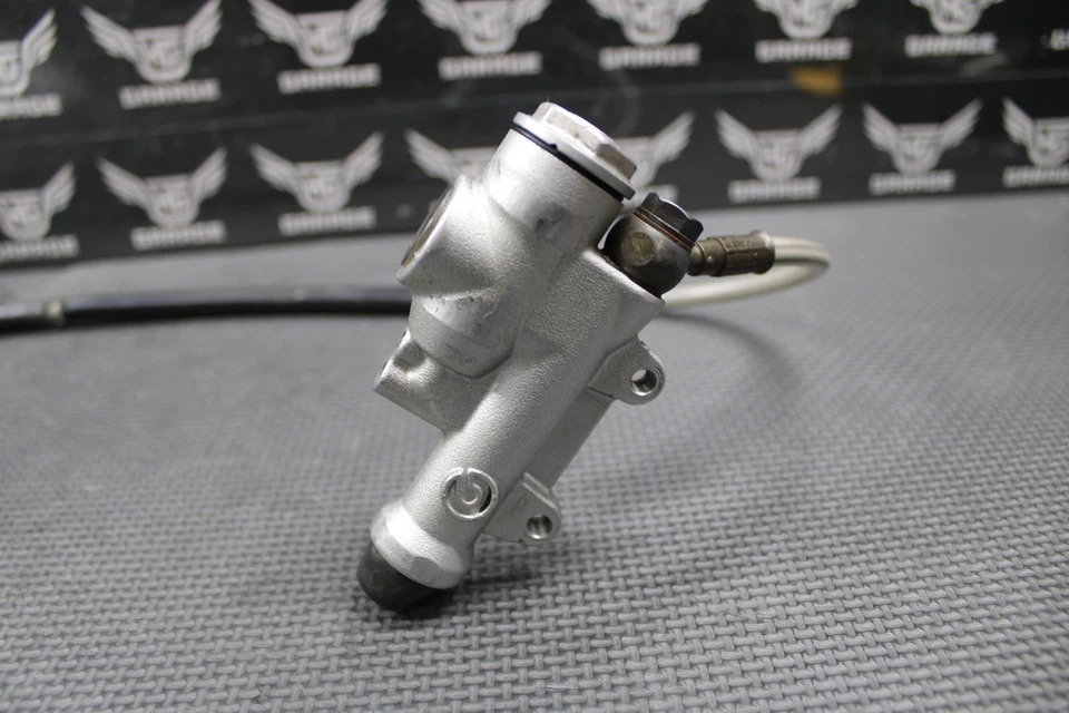 KTM 125SX 125 SX 2004 OEM Brembo pinza de freno trasera línea de cilindro maestro Foto 3 de 4