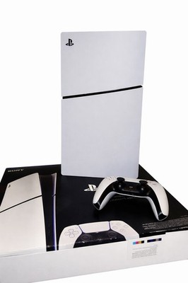 Sony PlayStation 5 Digital Edition 825GB White & Black 4K UHD HDMI