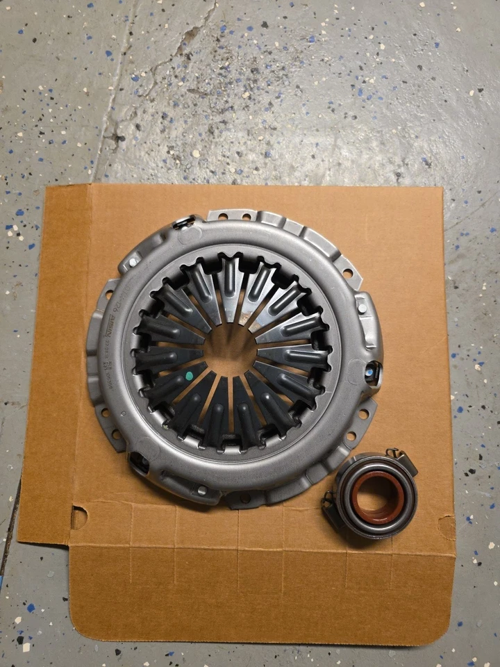 Новый в коробке 2009 Toyota Corolla 1,8 л 5 скоростей механическая коробка передач муфта набор. - Изображение 4 из 4