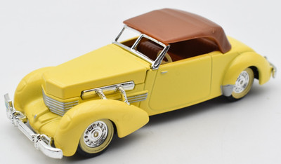 Matchbox MoY Yesteryear Y18 1937 Cord 812 Sedan gelb. Made in Macau