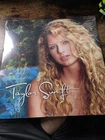 🎶💃 Taylor Swift Debut Vinyl - LP Record Album - TAYLOR SWIFT (NEW; SEALED)🎶💃
