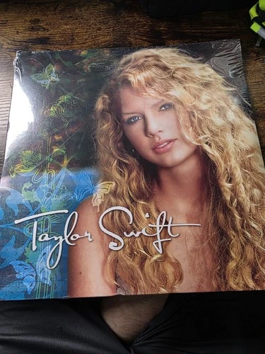 🎶💃 Taylor Swift Debut Vinyl - LP Record Album - TAYLOR SWIFT (NEW; SEALED)🎶💃