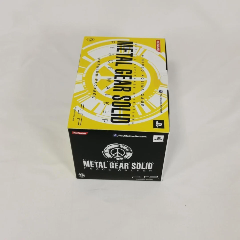 PSP 3000 Metal Gear Solid Peace Walker Package MGS camouflage Limited Japan - Image 3 of 4