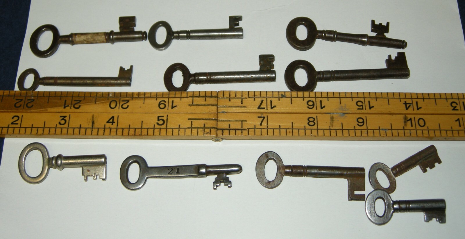 ANTIQUE HOUSE KEYS, LOT 8 VICTORIAN/ EDWARDIAN KEYS eBay