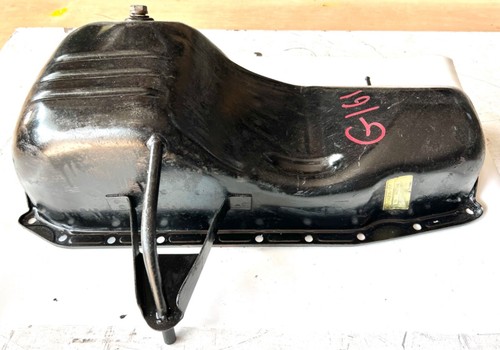 Isuzu KB26 KB41 P/U 1983 87 Engine G161 Oil Pan 894206-3640 used - Picture 3 of 12