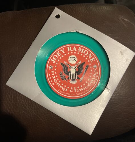 Joey Ramone Solo Mini Green Vinyl  - 第 1/1 張圖片