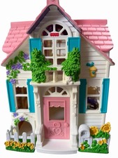 Mattel Fisher Price COUNTRY COTTAGE Sweet Streets Family Carry Doll House