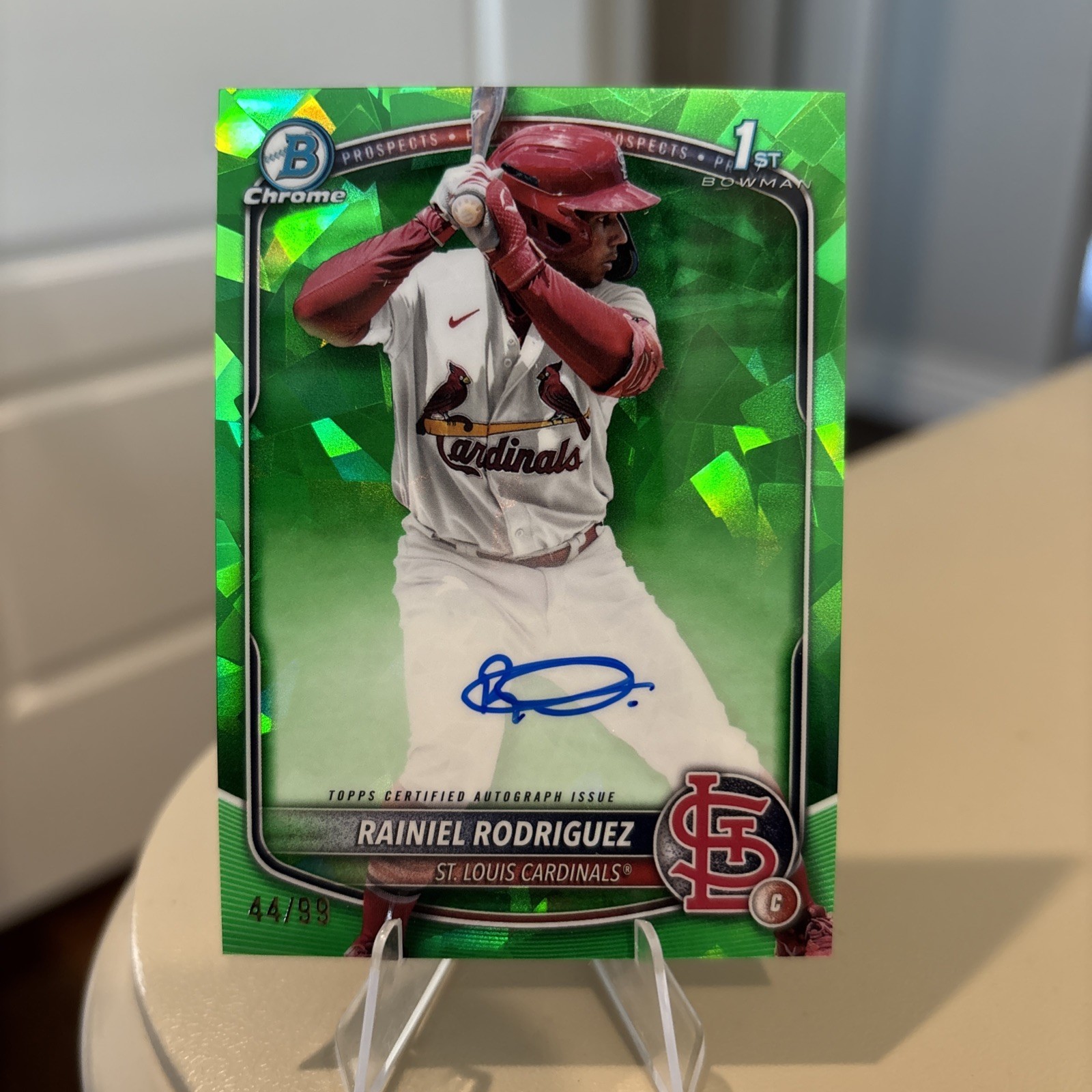 RAINIEL RODRIGUEZ 2025 BOWMAN CHROME SAPPHIRE 1ST GREEN AUTO /99 Q3646