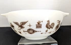 Pyrex Americana Cinderella Eagle Mix Bowl 442 1 1/2 Quart White Metallic Gold