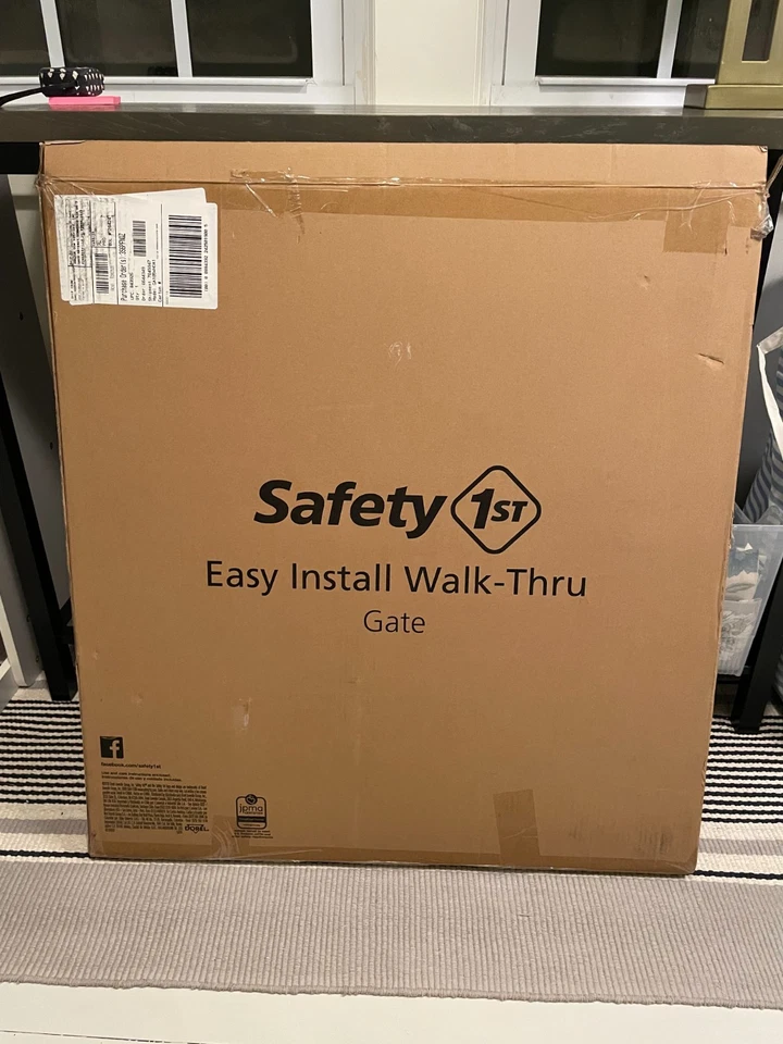 NUEVO Puerta de bebé Safety 1st Easy Install Walk Thru para puerta con puerta Foto 3 de 4