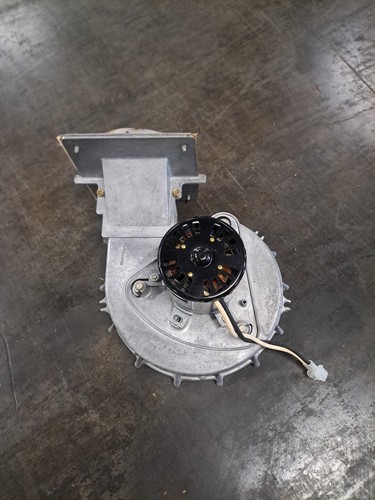 FASCO 7121-8774 LENNOX 25J1201 used 3200 rpm inducer *with 5" Adapter Flange*