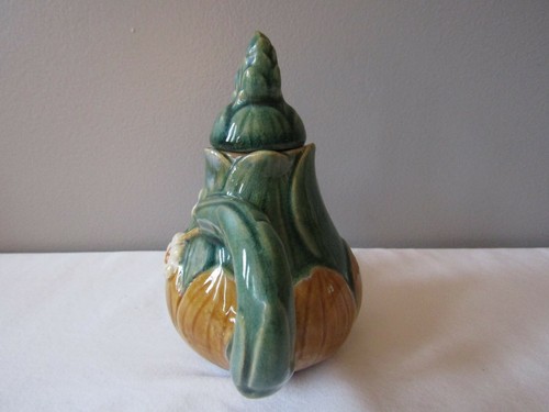 Vintage 1950's Majolica Pottery Flower Floral Small Teapot - Picture 4 of 10