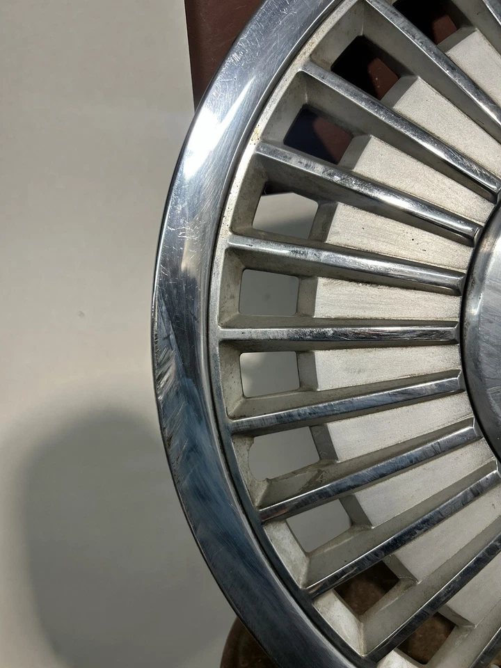 Tapacubos Dodge Caravelle 400 Chrysler Lebaron Plymouth Voyager New Yorker 14" Foto 4 de 4