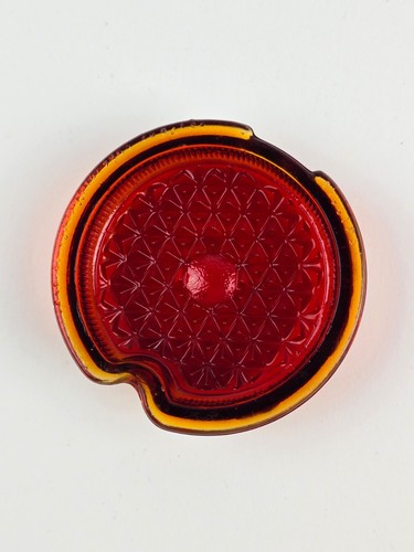 K-D Triflex Cult No. 275 Cristal Rojo Luz Trasera Lente Cubierta 2 5/8" Diámetro - Imagen 2 de 9