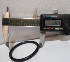 Lot of 100 Parker O-Rings 1/8" T x 1 3/4" OD P/N AE152 0147-6150