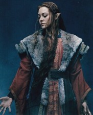 MECIA SIMSON signed Autogramm 20x25cm THE WITCHER in Person autograph COA
