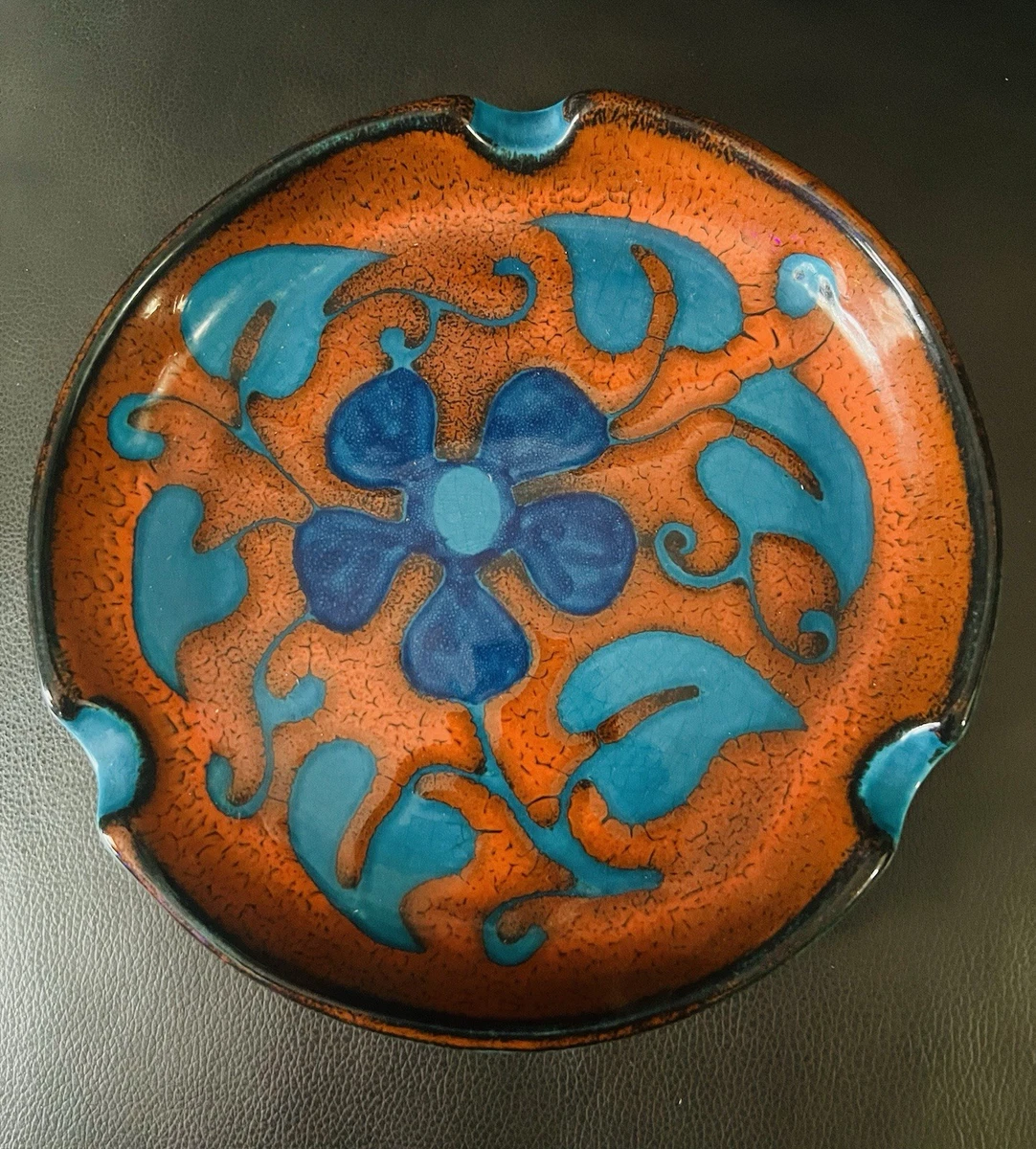 Ashtray Vintage, Retro and Mid-Century Collectibles (Unknown Date