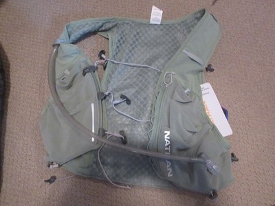 New Unisex Nathan Pinnacle Pro Hydration Race Vest 12L  Running Small Sage Green