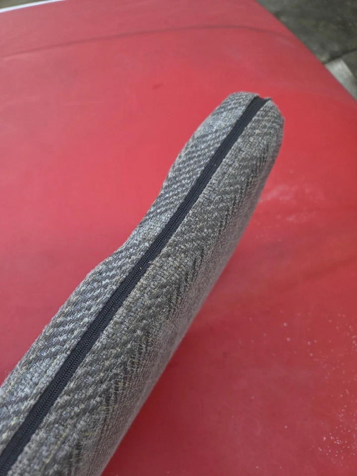 Оригинальная левая нижняя подушка заднего сиденья для Mazda B2000 B2200 B2600 Cab Plus 1986-1993 годов выпуска - Изображение 4 из 4