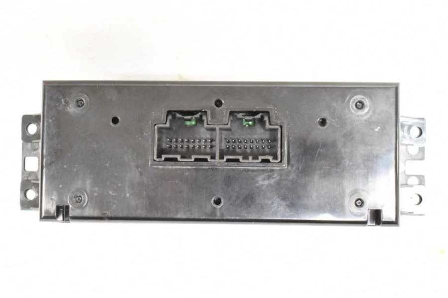 2007 - 2014 ESCALADE Temperature Control Rear Console Mounted Opt D07  C2A11 - Image 4 of 4