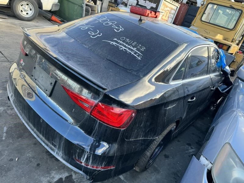 S3 AUDI 2016 maletero/portón trasero 586529 Foto 2 de 4