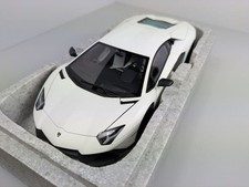 Maßstab 1:18 el car AUTOart Lamborghini Aentador LP720-4