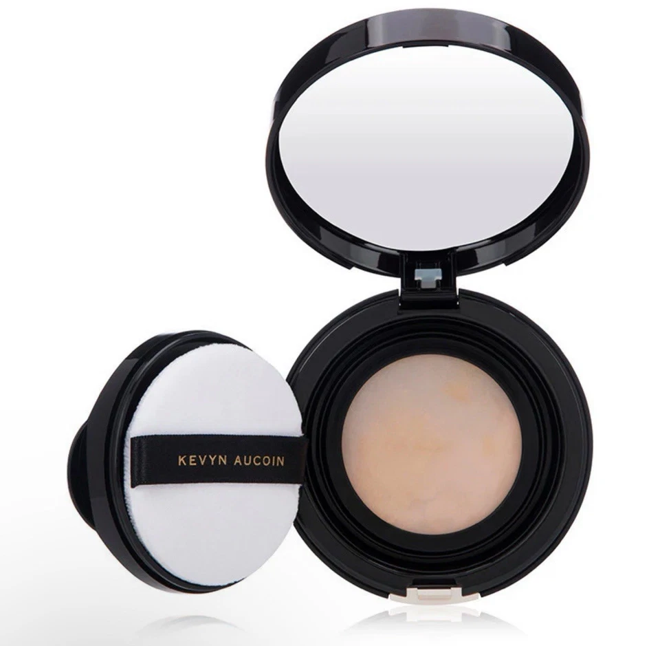 Polvo suelto Kevyn Aucoin Diaphanous The Gossamer $72 0,11 oz | 3 g Foto 4 de 4