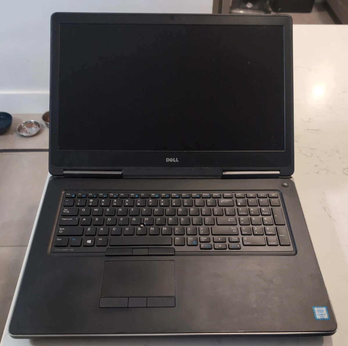Dell Intel Core i7 7th Gen. 32 GB RAM PC Laptops & Netbooks for