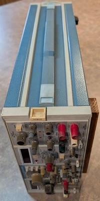 Tektronix TM504  DC504 Counter, FG501A Generator, DM502 Auto DMM, PS503A Supply