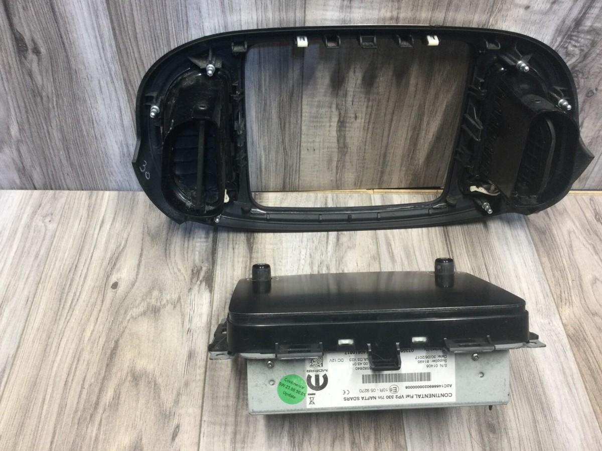 Brotect Pellicola Protettiva Opaca Per Fiat 500L 2022 Uconnect 7″ – Antiriflesso E Anti-impronta (2 Pezzi) Made In Germany