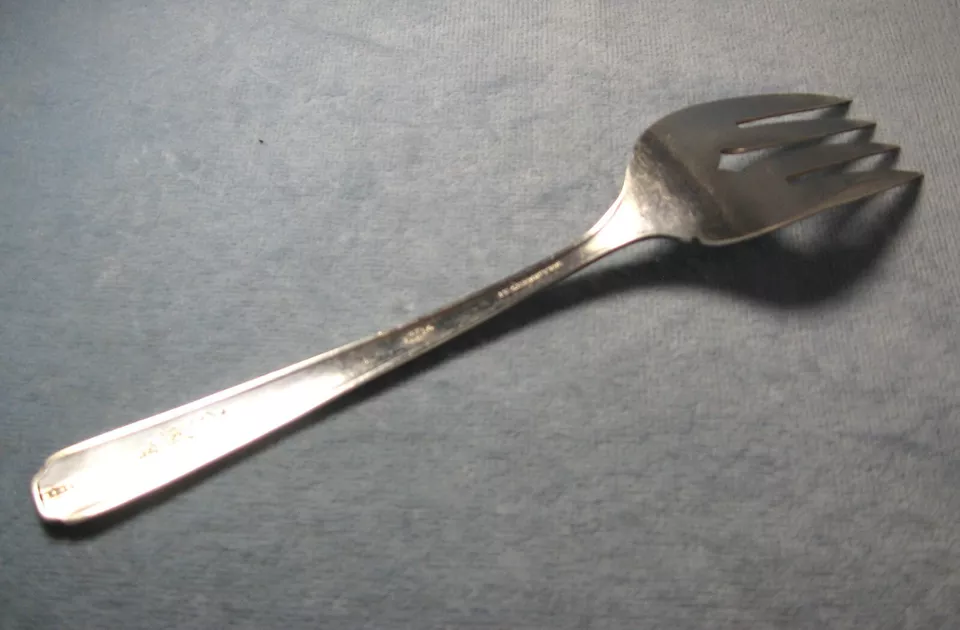 Tenedor para servir carne fría -Wm A Rogers Oneida Silverplate A1 -Celebrity -Wild Rose Foto 3 de 4