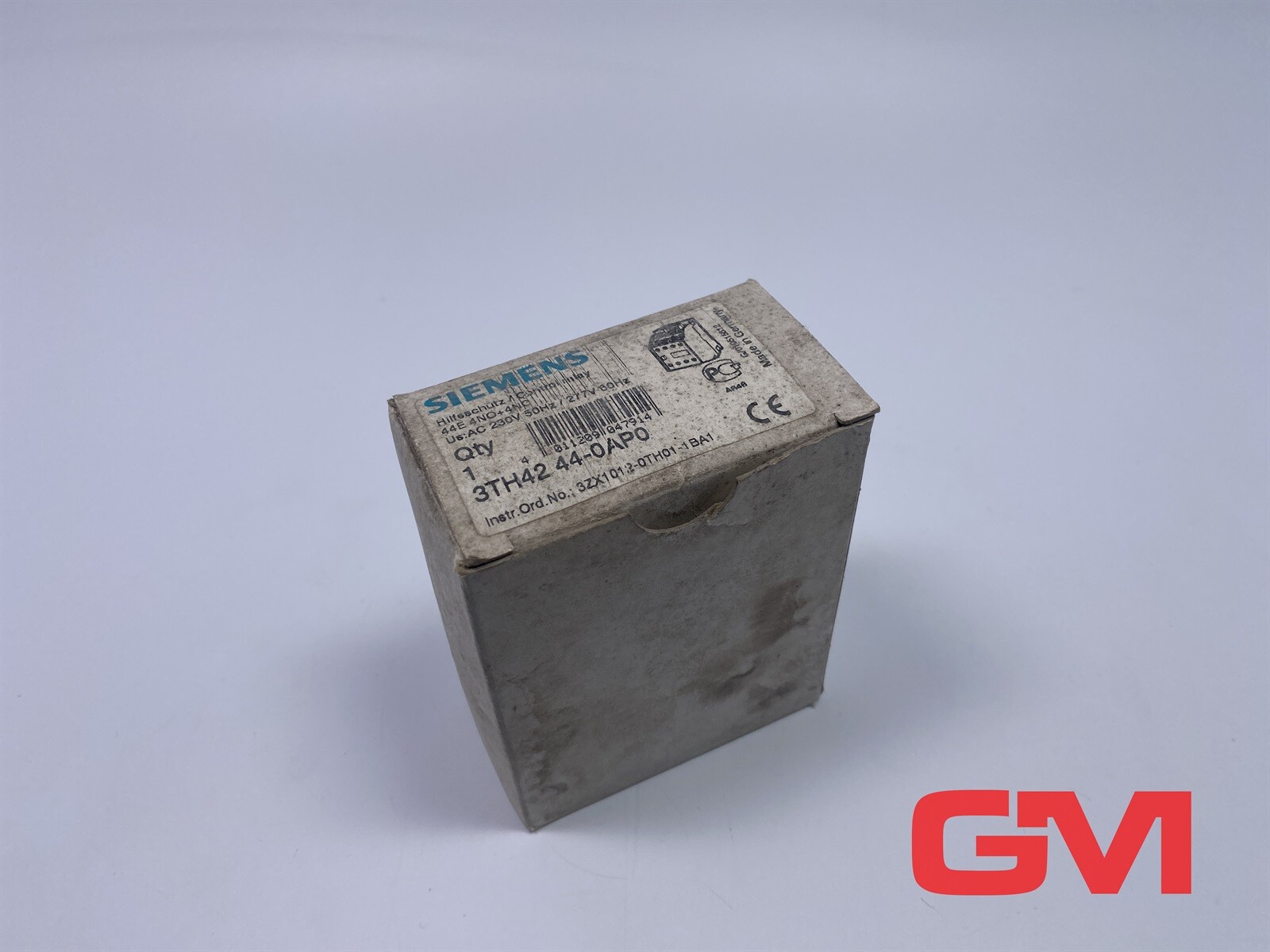 Siemens Auxiliary Contactor 3TH4244-0AP0 4S + 4 NO 230 V 50 Hz / 277 V 60 Hz