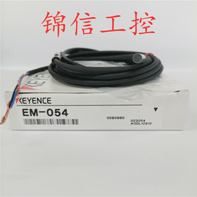 1PC NEU  Keyence  EM-054