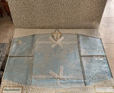Boxed GOLD MEDAL BRAND Chrysanthemum rayon tablecloth 45x45 + 4 Napkins 14x14
