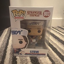 Funko Pop! Figura coleccionable de televisión Stranger Things #803 Steve Scoops Ahoy