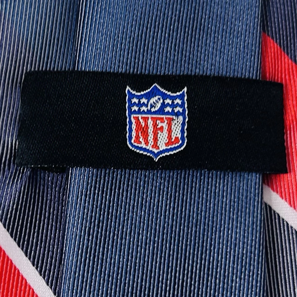 Corbata de los New England Patriots de la NFL geométrica gris roja 57 1/2 x 3 1/2 poliéster Foto 3 de 3